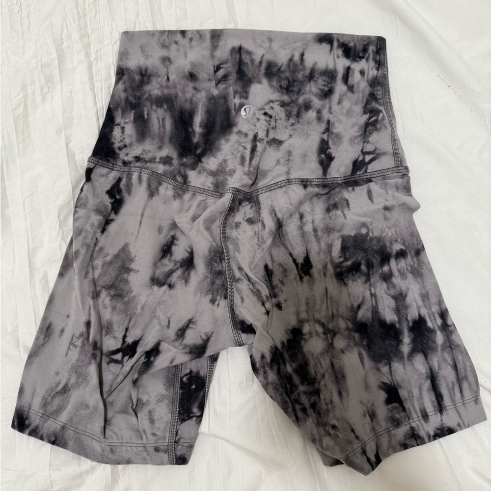 Lululemon Athletica Black and Gray Tie-Dye Shorts